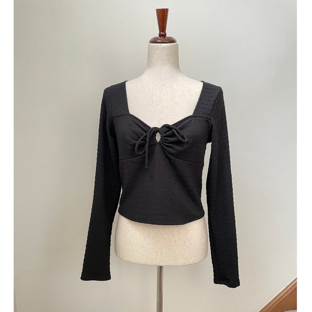 Kirious Nordstrom Top Womens M Black Tie Front Cinch Sweetheart Neck Long Sleeve